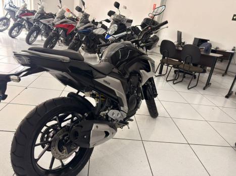 YAMAHA FZ 25 250 Fazer Flex , Foto 7