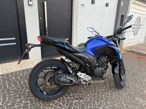YAMAHA FZ 25 250 Fazer Flex , Foto 3