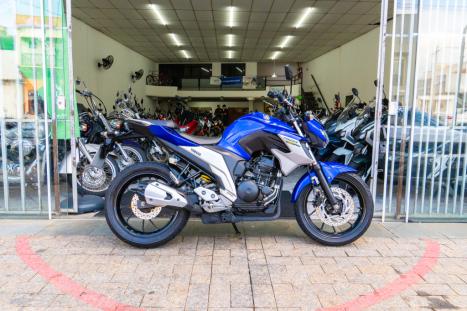 YAMAHA FZ 25 250 Fazer Flex , Foto 2