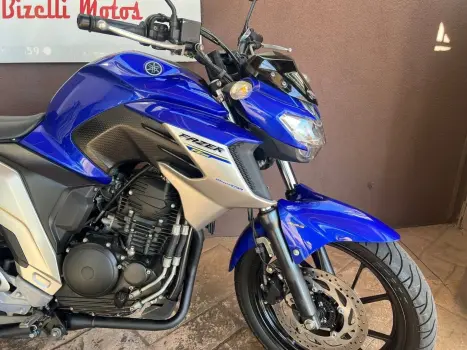 YAMAHA FZ 25 250 Fazer Flex , Foto 9
