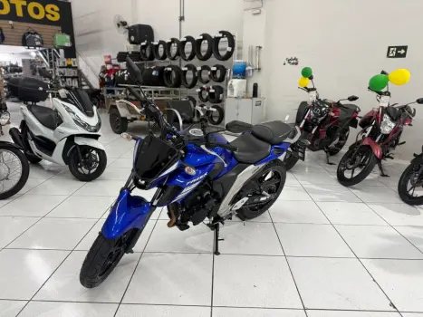 YAMAHA FZ 25 250 Fazer Flex , Foto 2