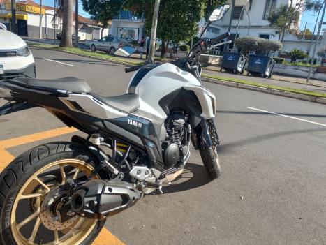 YAMAHA FZ 25 250 Fazer Flex , Foto 4