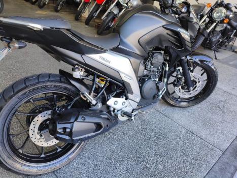 YAMAHA FZ 25 250 Fazer Flex , Foto 8