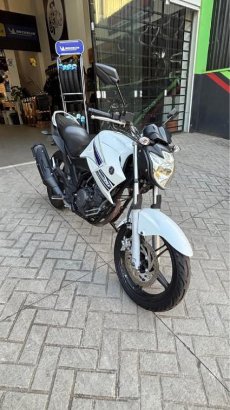 YAMAHA FZ 25 250 Fazer Flex , Foto 1