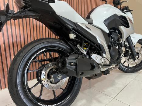 YAMAHA FZ 25 250 Fazer Flex , Foto 14