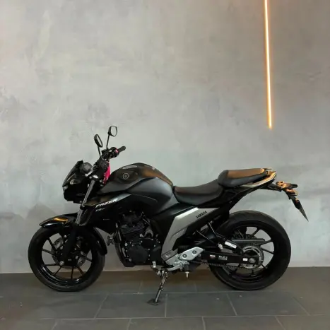 YAMAHA FZ 25 250 Fazer Flex , Foto 10