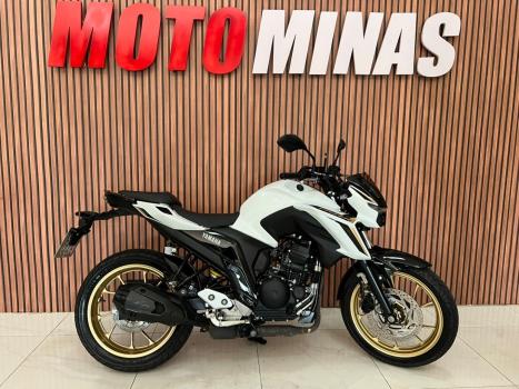 YAMAHA FZ 25 250 Fazer Flex , Foto 4