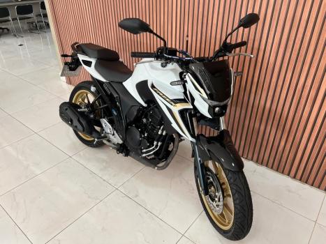 YAMAHA FZ 25 250 Fazer Flex , Foto 10