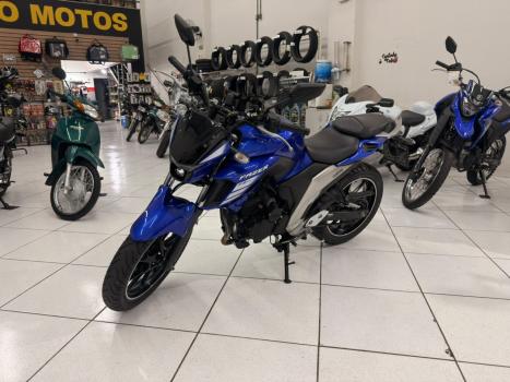 YAMAHA FZ 25 250 Fazer Flex , Foto 2