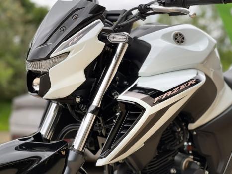 YAMAHA FZ 25 250 Fazer Flex , Foto 5