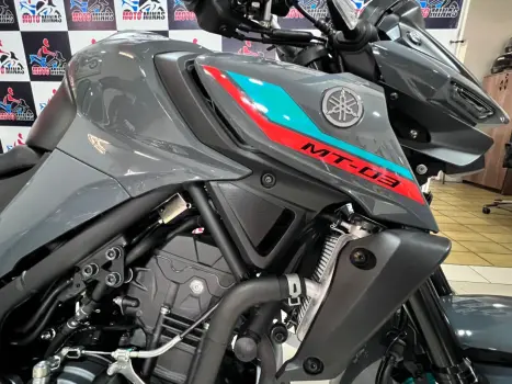 YAMAHA MT-03 300 , Foto 10