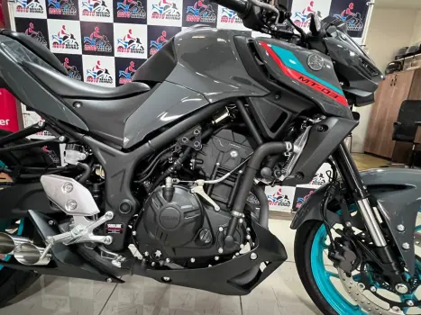 YAMAHA MT-03 300 , Foto 14