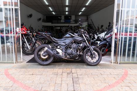 YAMAHA MT-03 300 , Foto 2 YAMAHA MT-03 300 , Foto 2