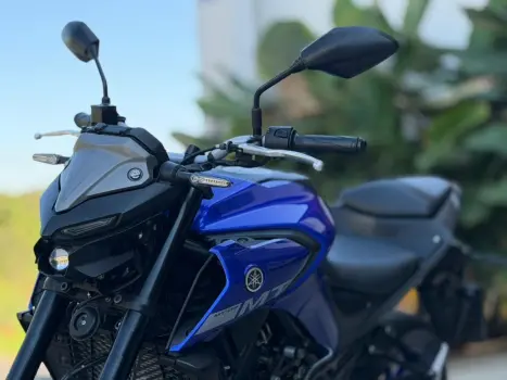 YAMAHA MT-03 300 , Foto 7