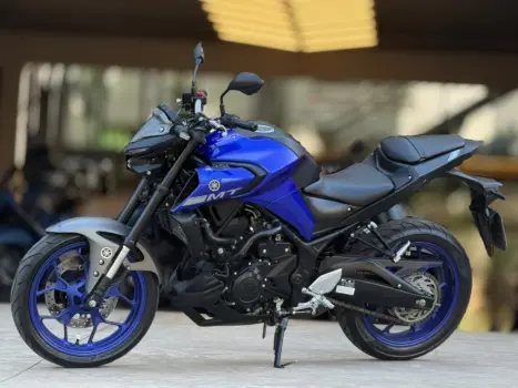 YAMAHA MT-03 300 , Foto 13