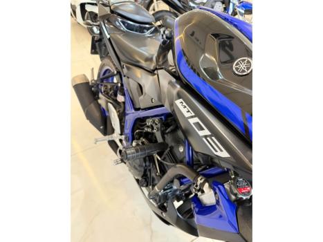YAMAHA MT-03 300 , Foto 5