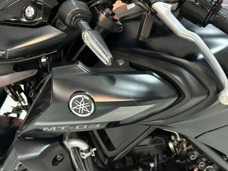 YAMAHA MT-03 300 , Foto 10