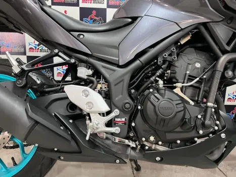 YAMAHA MT-03 300 ABS, Foto 11