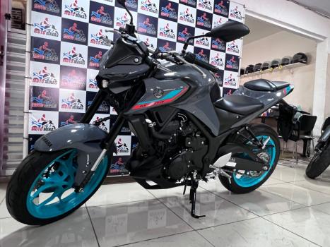 YAMAHA MT-03 300 ABS, Foto 4