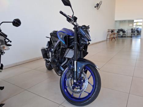 YAMAHA MT-03 300 ABS, Foto 2 YAMAHA MT-03 300 ABS, Foto 2