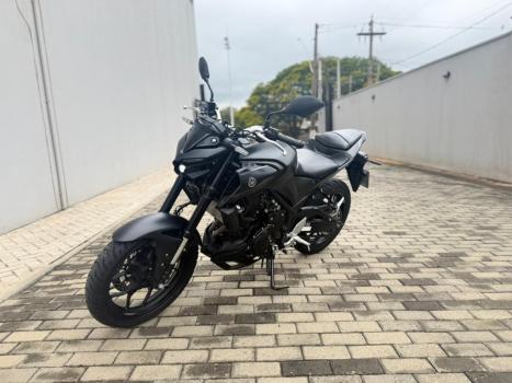 YAMAHA MT-03 300 ABS, Foto 4 YAMAHA MT-03 300 ABS, Foto 4