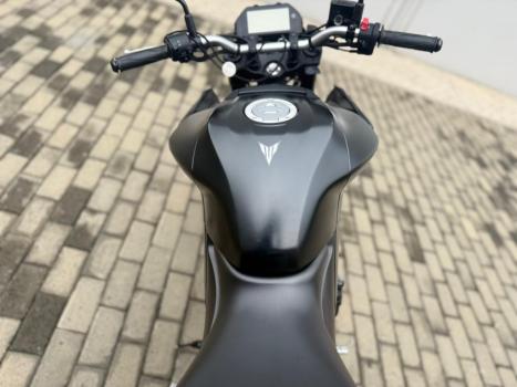 YAMAHA MT-03 300 ABS, Foto 6 YAMAHA MT-03 300 ABS, Foto 6