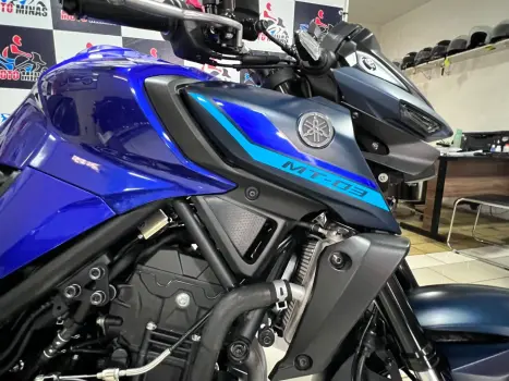 YAMAHA MT-03 300 ABS, Foto 9