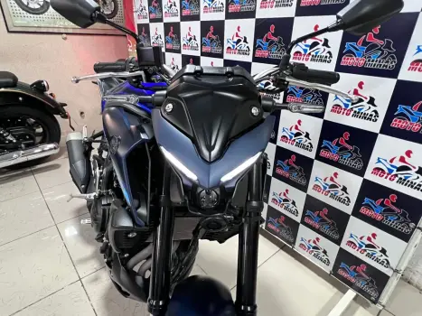 YAMAHA MT-03 300 ABS, Foto 12