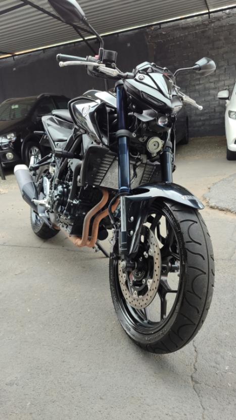 YAMAHA MT-03 300 ABS, Foto 1