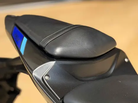 YAMAHA MT-03 300 ABS, Foto 10