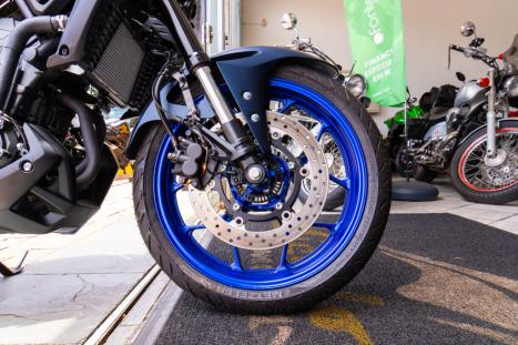 YAMAHA MT-03 300 ABS, Foto 5