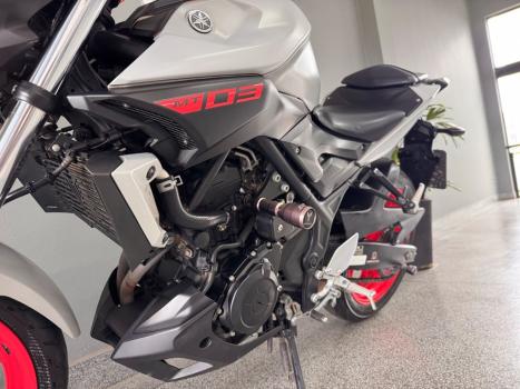 YAMAHA MT-03 300 ABS, Foto 15