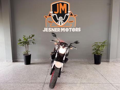 YAMAHA MT-03 300 ABS, Foto 19