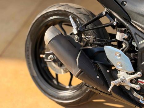 YAMAHA MT-03 300 ABS, Foto 5