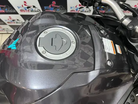 YAMAHA MT-03 300 ABS, Foto 16