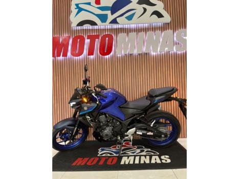 YAMAHA MT-03 300 ABS, Foto 2