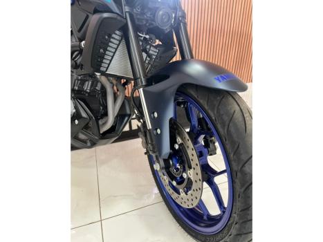 YAMAHA MT-03 300 ABS, Foto 11