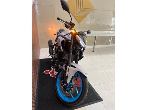 YAMAHA MT-03 300 ABS, Foto 4