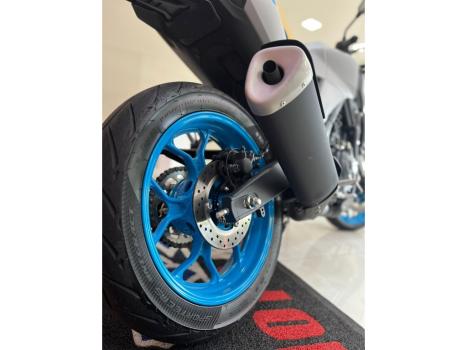 YAMAHA MT-03 300 ABS, Foto 11