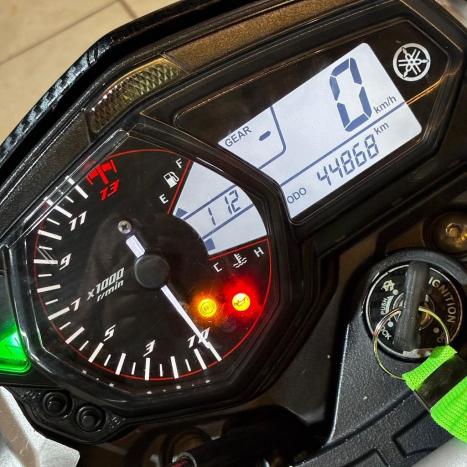 YAMAHA MT-03 300 ABS, Foto 16