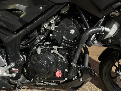 YAMAHA MT-03 300 ABS, Foto 11