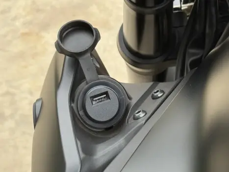 YAMAHA MT-03 300 ABS, Foto 7