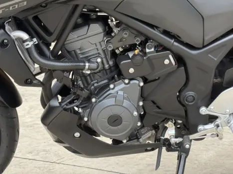 YAMAHA MT-03 300 ABS, Foto 9