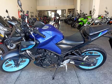 YAMAHA MT-03 300 ABS, Foto 2