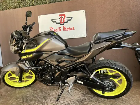 YAMAHA MT-03 300 ABS, Foto 6