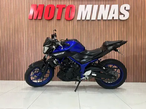 YAMAHA MT-03 300 ABS, Foto 1