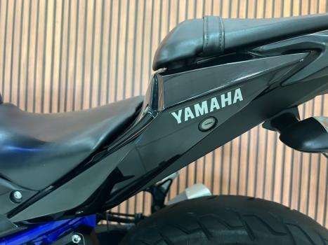 YAMAHA MT-03 300 ABS, Foto 14