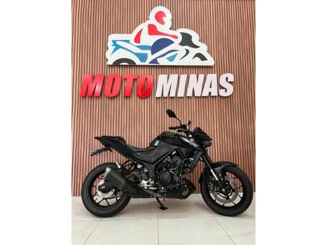 YAMAHA MT-03 300 ABS, Foto 3