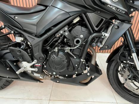 YAMAHA MT-03 300 ABS, Foto 8