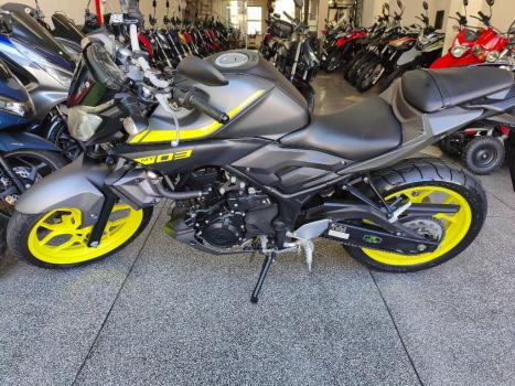 YAMAHA MT-03 300 ABS, Foto 2